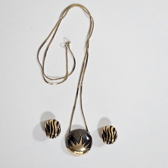 Vintage Round Pendant 30" Necklace Clip On Earrings Estate Set Enamel Retro Boho - Picture 1 of 16